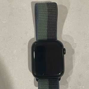Apple Watch Series 7 45mm
